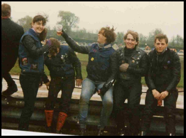 640x471 pixels (91K)